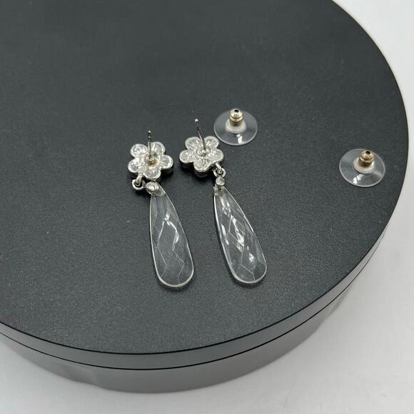 Faceted Teardrop Glass Floral Silver Tone Dangle Earrings - Picture 7 of 8